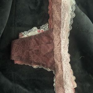 5 Victoria’s Secret/PINK underwear